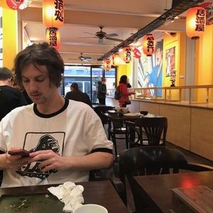 Meet your Posher, Leo